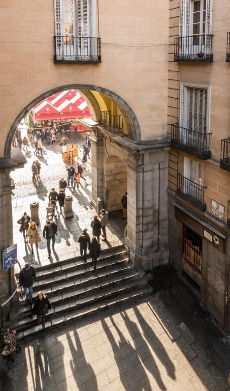 Plaza Mayor Apartment Madrid Exterior photo